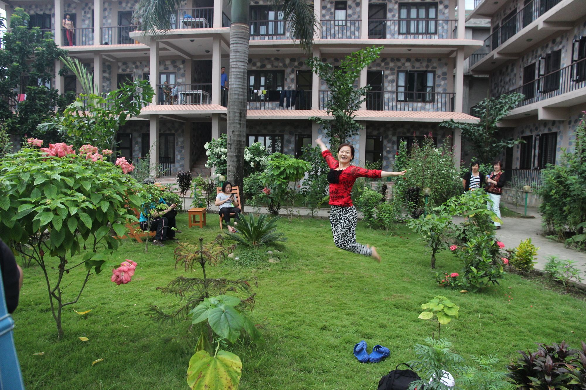 Jungle Sunset Camp Hotel Sauraha Exterior photo